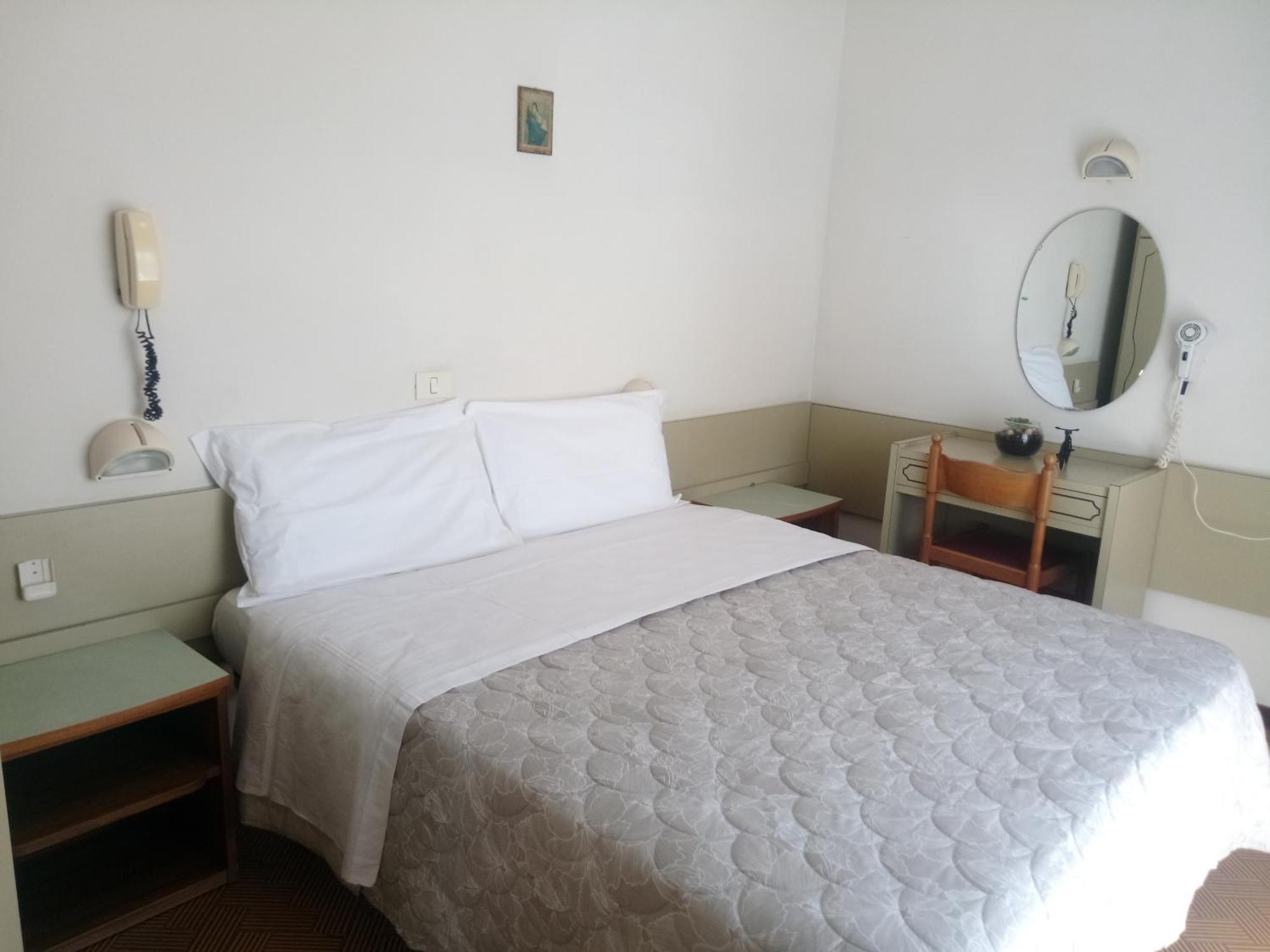 Hotel Welt Gatteo a Mare Esterno foto