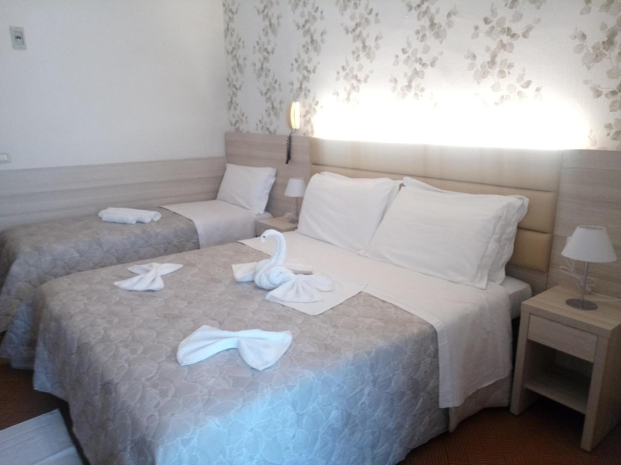 Hotel Welt Gatteo a Mare Esterno foto