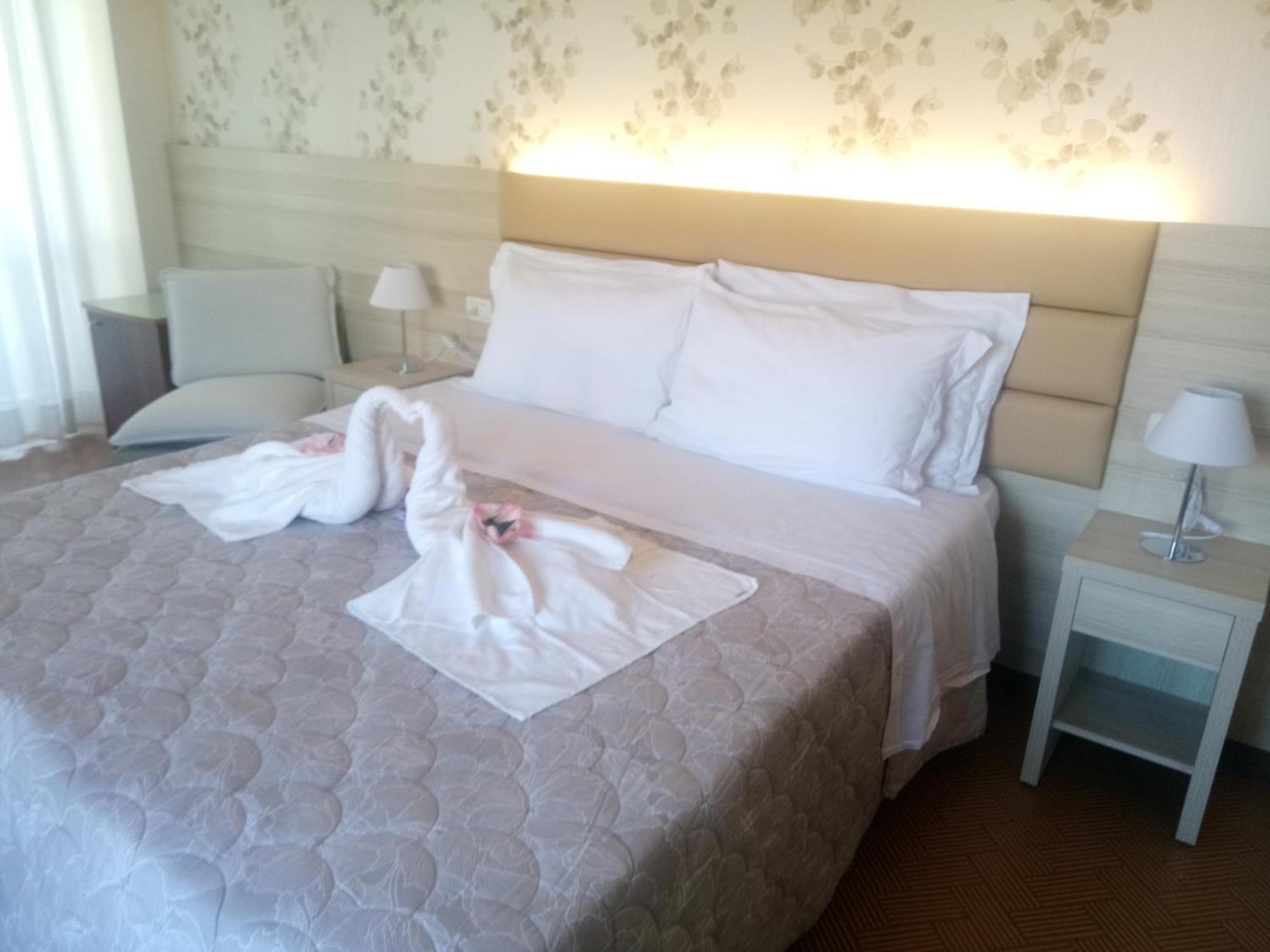 Hotel Welt Gatteo a Mare Esterno foto